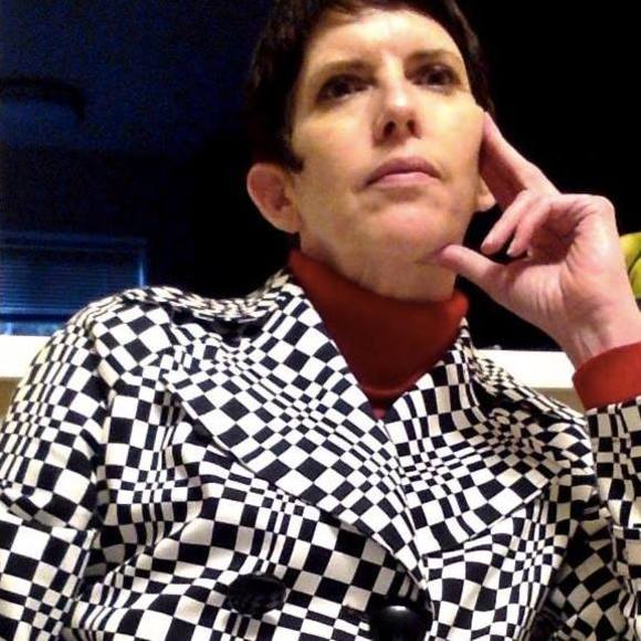 Meet your Posher, Katharine - Picture 1 of 1